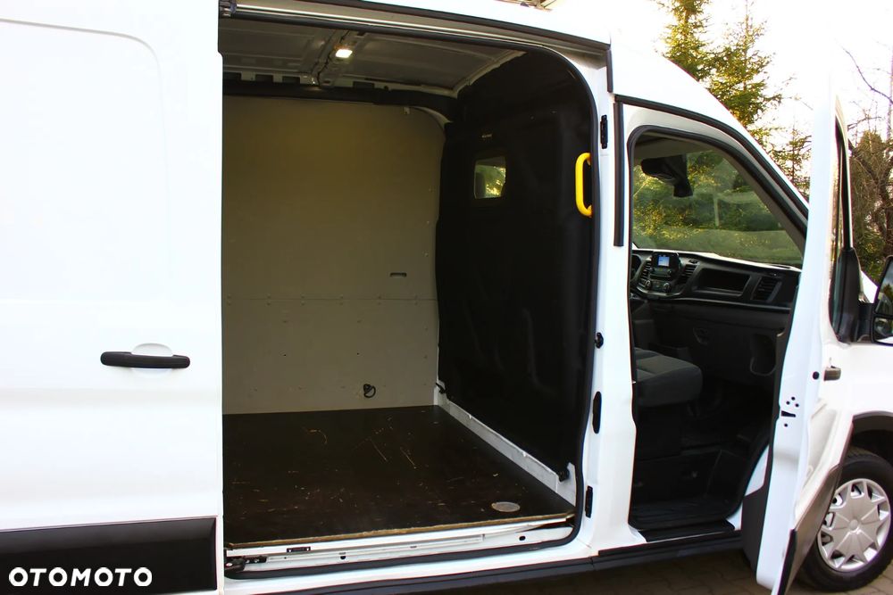 Ford TRANSIT  2.0 TDCI 130KM L2H2 BLASZAK 3 OSOBOWY - 31