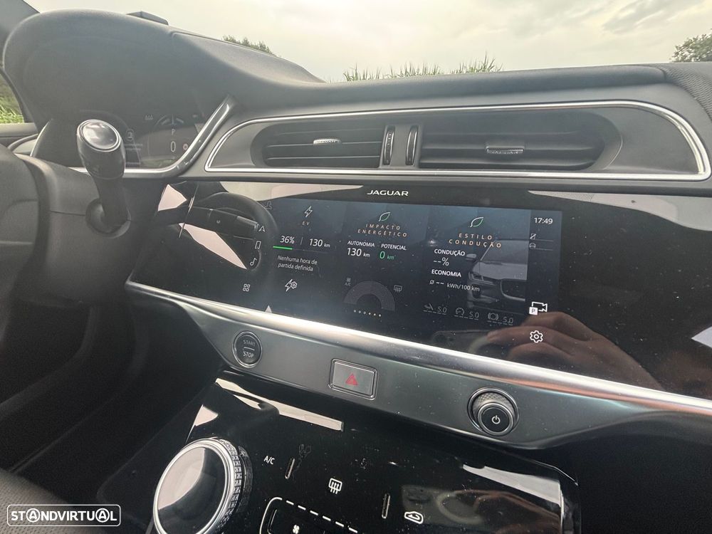 Jaguar I-Pace EV400 R-Dynamic HSE AWD - 24