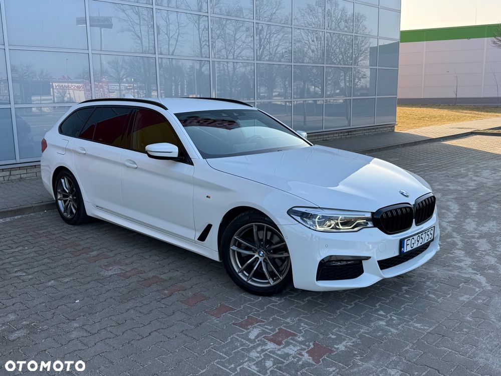 BMW Seria 5 520d M Sport - 2