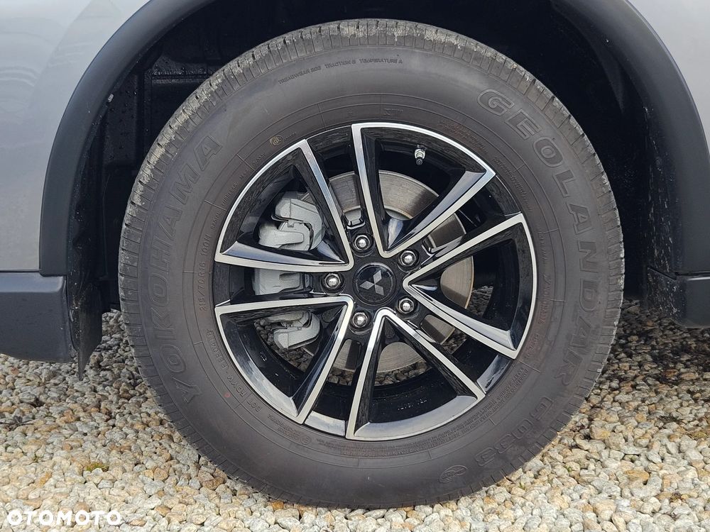 Mitsubishi Outlander 2.0 2WD Diamant - 36