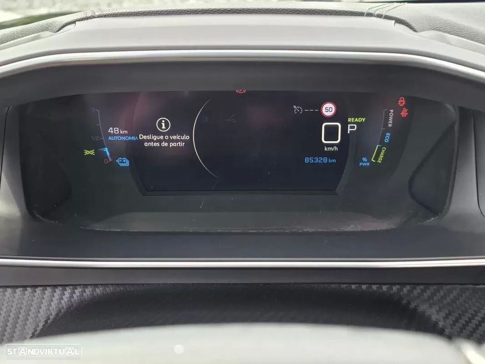 Peugeot e-208 GT - 22