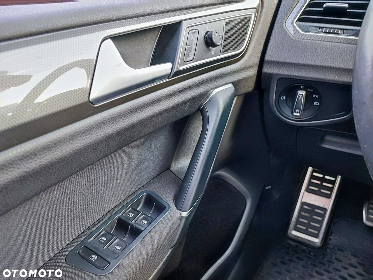 Volkswagen Golf Sportsvan - 20