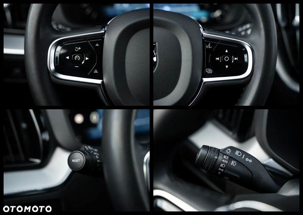 Volvo XC 60 B4 D Plus Dark - 32
