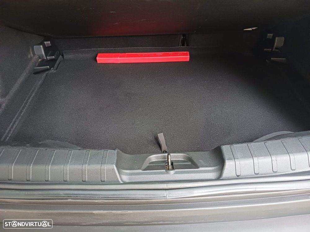 Jeep Avenger 1.2 GSE T3 Altitude - 38