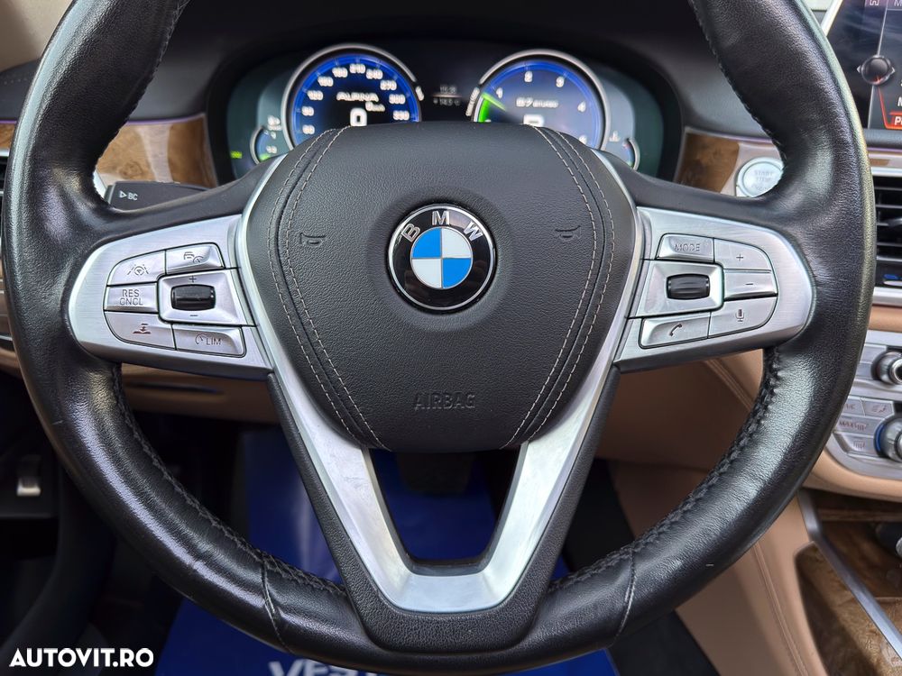 BMW Seria 7 740d xDrive - 21