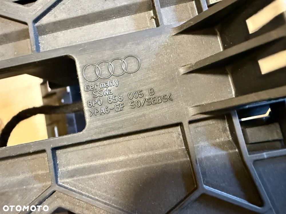 Ramka radia uchwyt na kubek Audi A3 8P S-Line 8P0858005B OE - 3