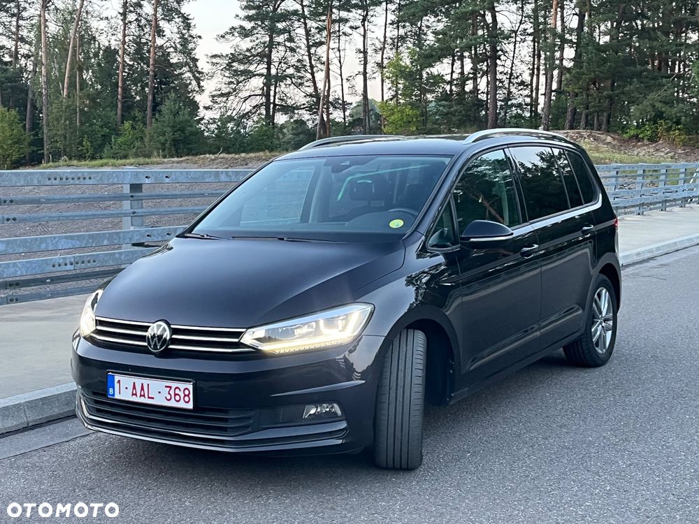 Volkswagen Touran 2.0 TDI SCR DSG Comfortline - 3