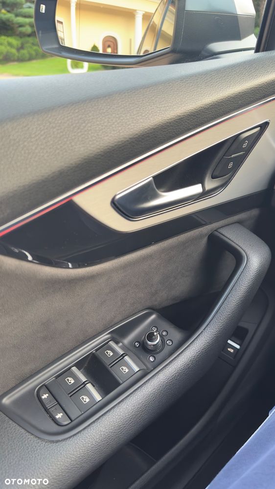 Audi SQ7 - 21