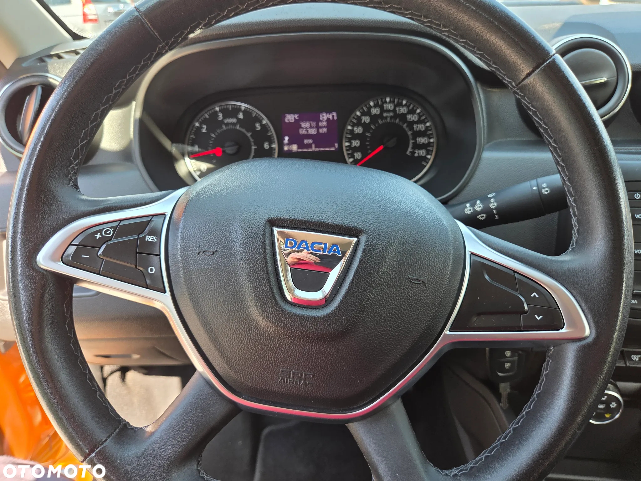 Dacia Duster 1.6 SCe Connected by Orange - 21