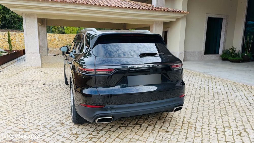 Porsche Cayenne E-Hybrid - 8