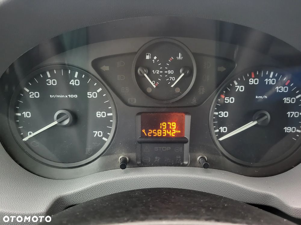 Fiat Scudo Kombi L1H1 Standard cz.oszkl - 12