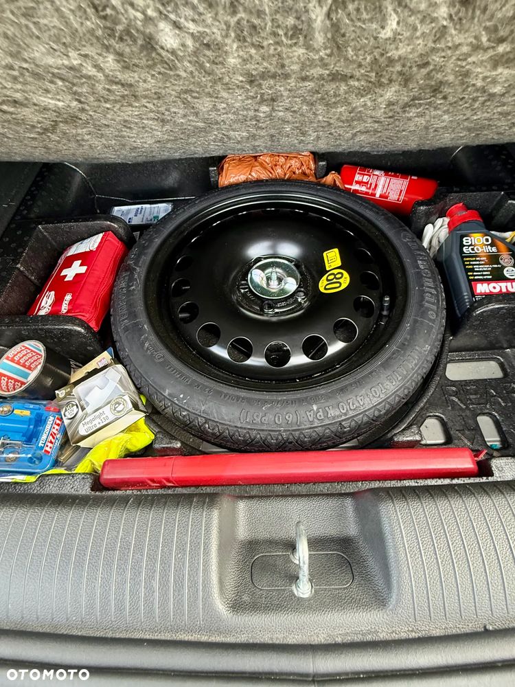 Opel Astra 1.6 T Elite S&S - 37