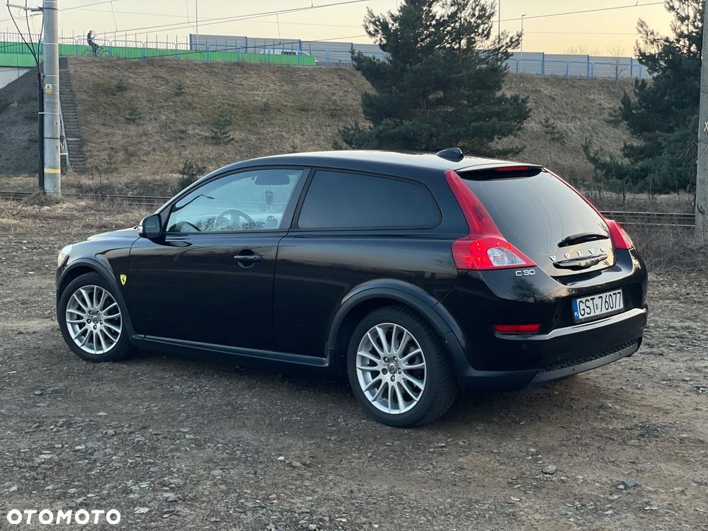 Volvo C30 D2 - 12