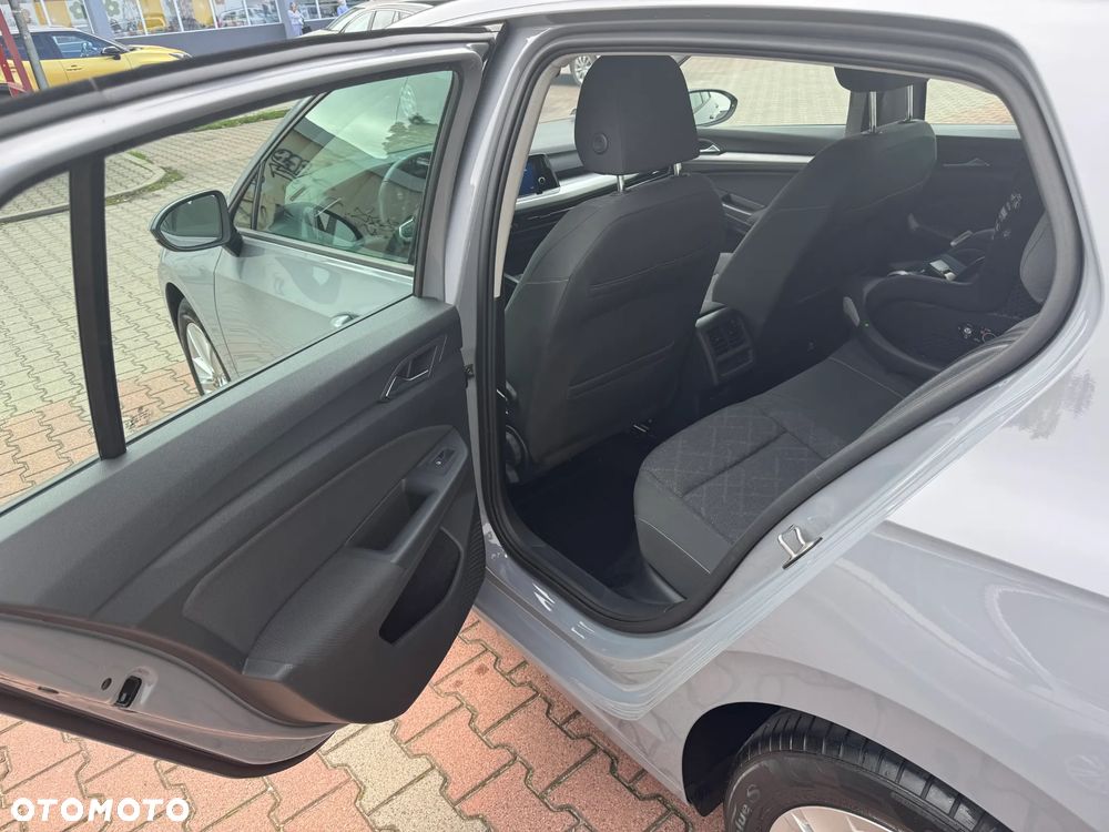 Volkswagen Golf VIII 1.5 TSI EVO Life - 7