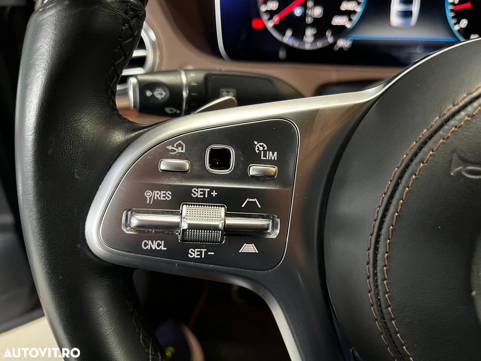 Mercedes-Benz S 560 4MATIC Long Aut. - 14