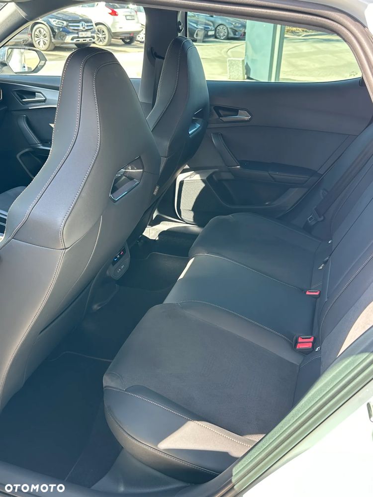 Cupra Formentor 1.5 eTSI mHEV DSG - 11