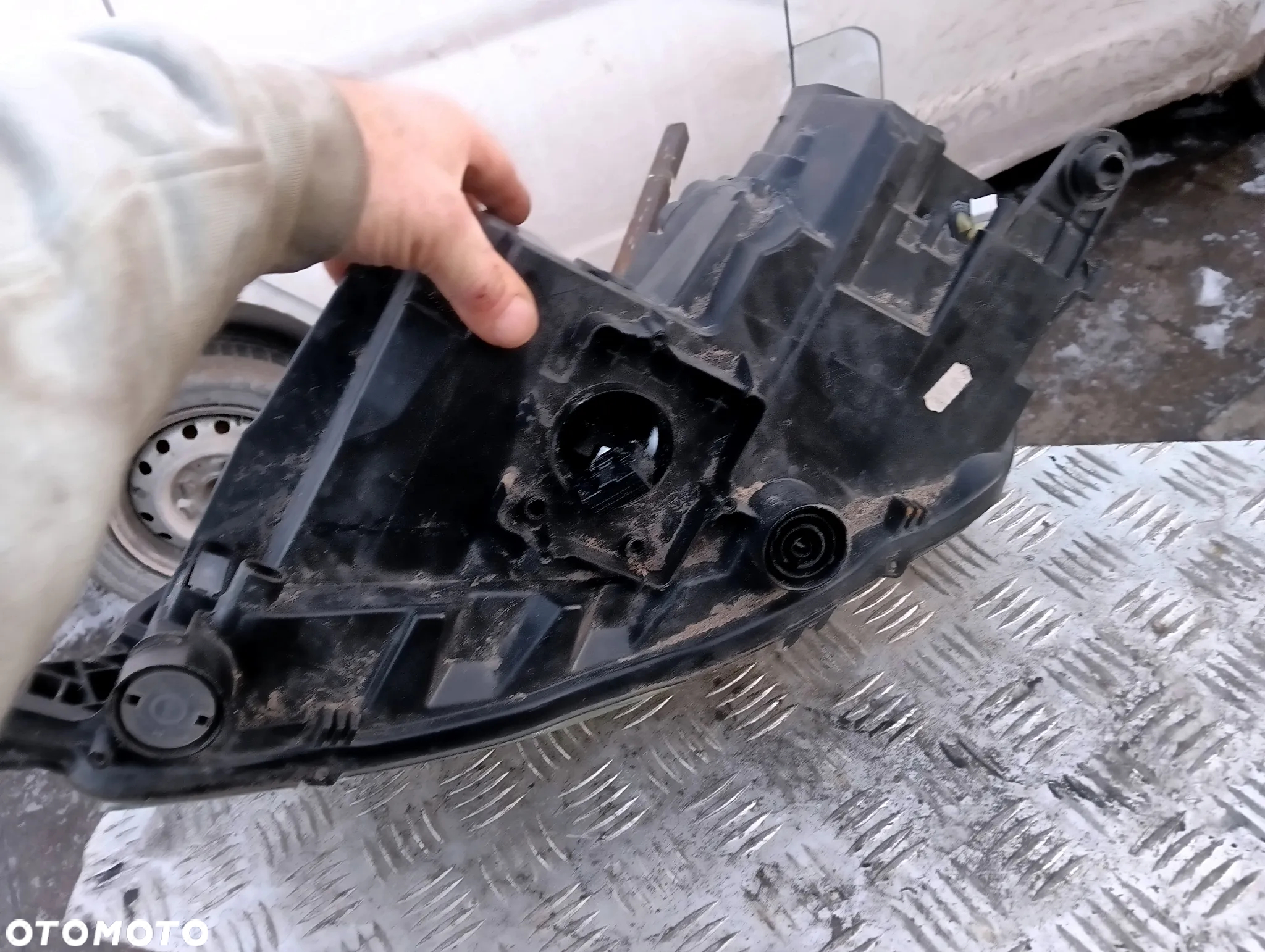 skoda rapid lift xenon lampa przod przednia prawa 5jb941016c - 11