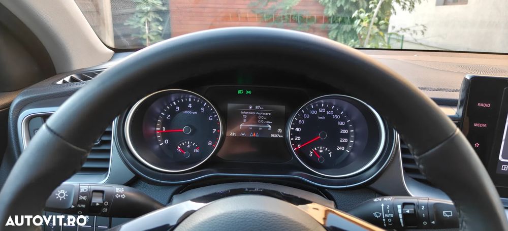 Kia XCeed 1.5 T-GDI 6MT City - 12