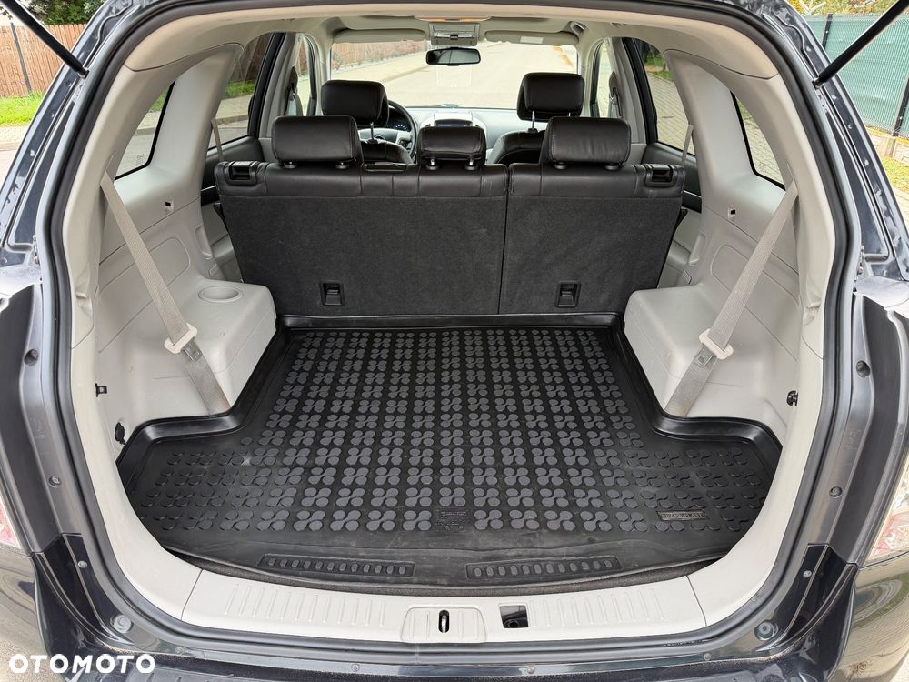 Chevrolet Captiva - 25