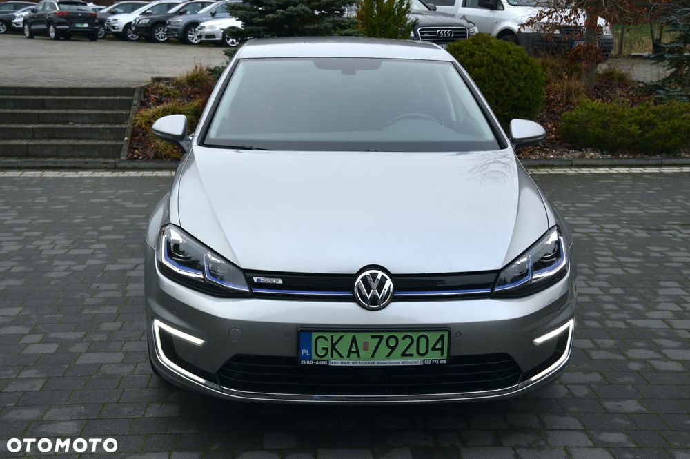 Volkswagen Golf - 40