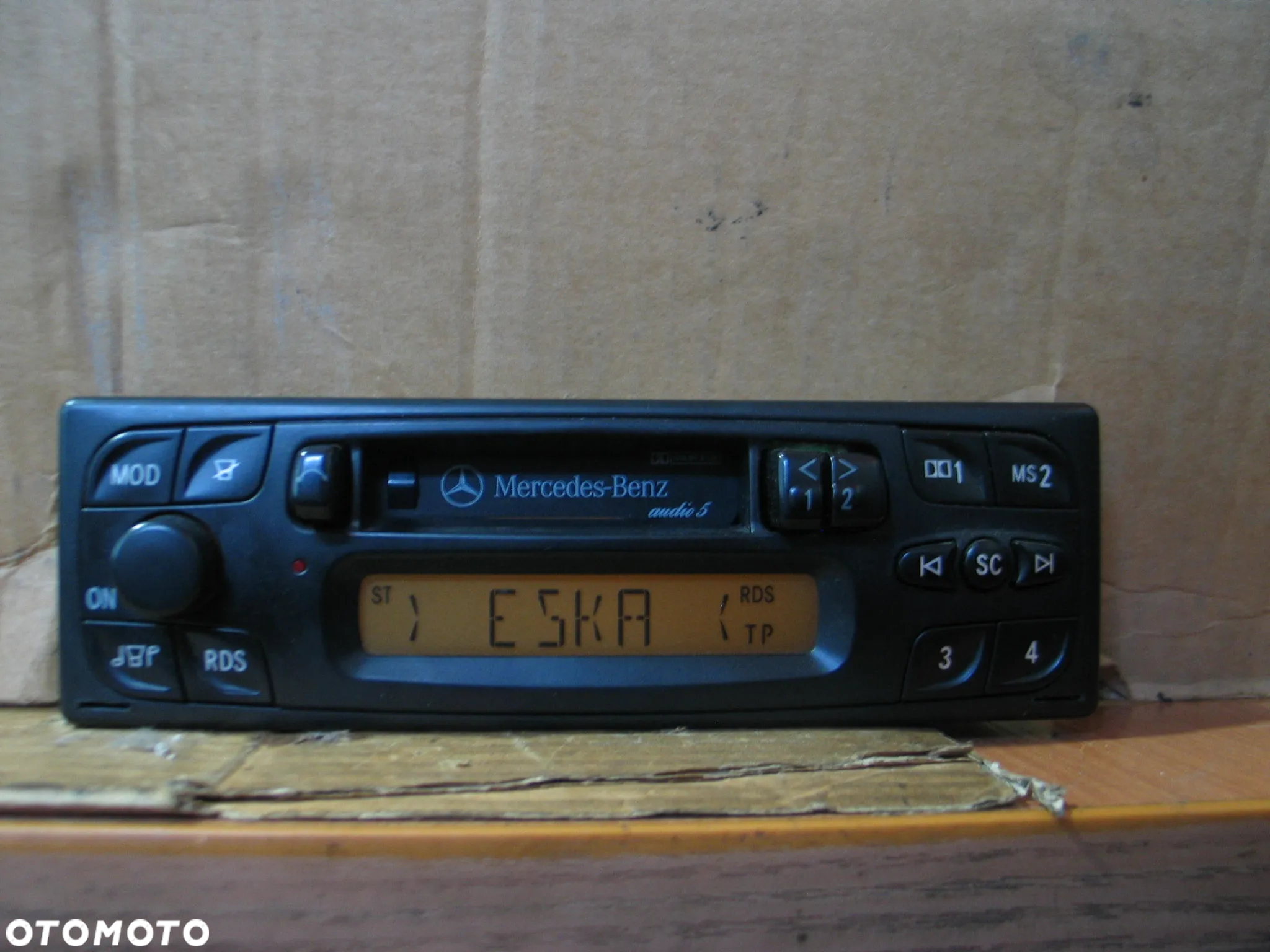 radio radioodtwarzacz Mercedes audio 5 A1688200179 - 6