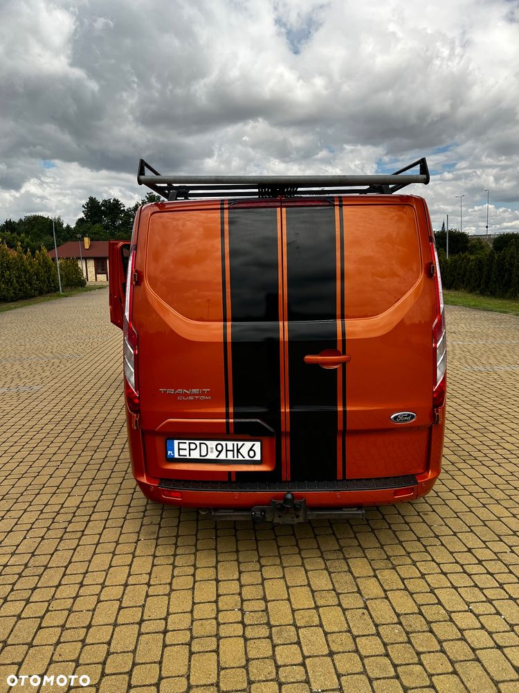 Ford Transit Custom 290 L2H1 Limited - 15