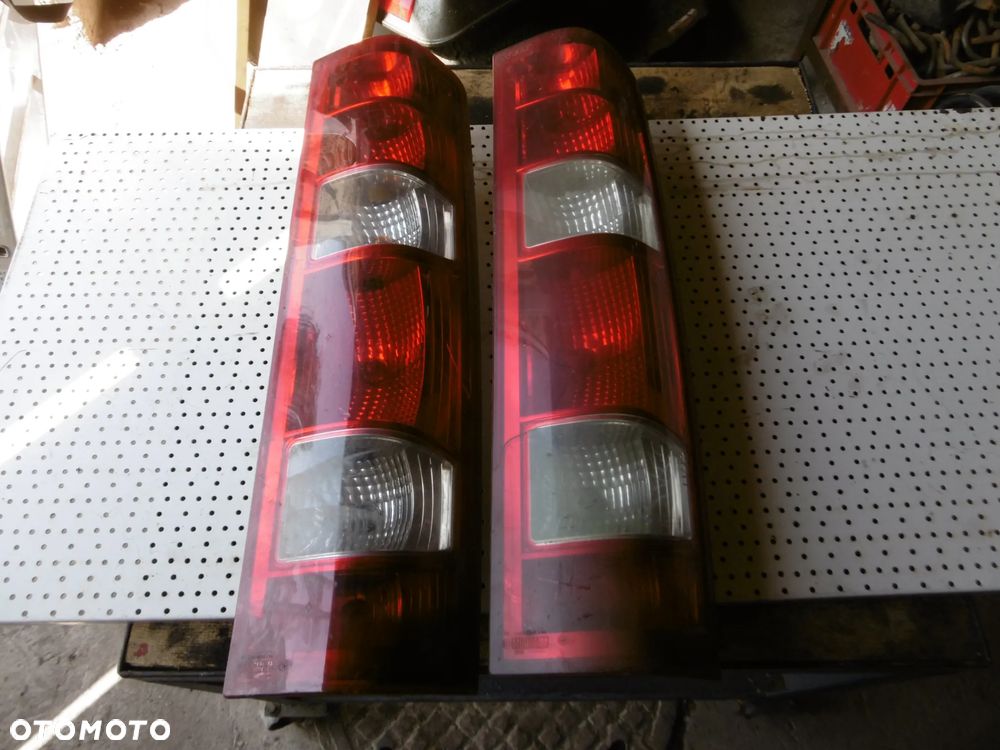 LAMPA TYLNA IVECO DAILY - 5
