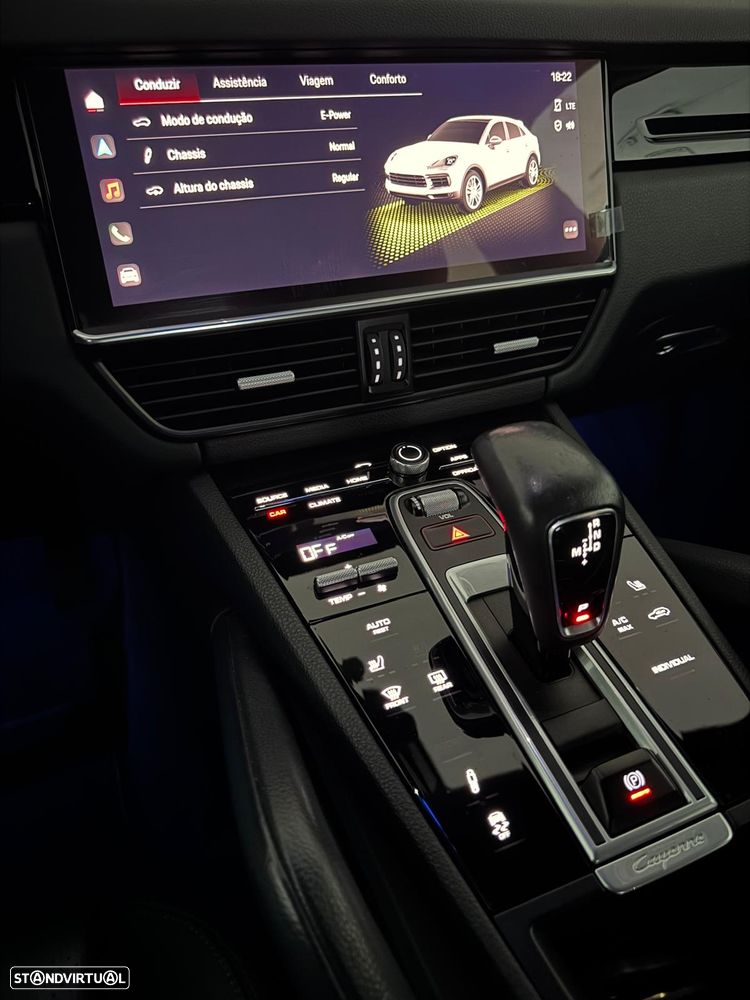 Porsche Cayenne Coupé - 26