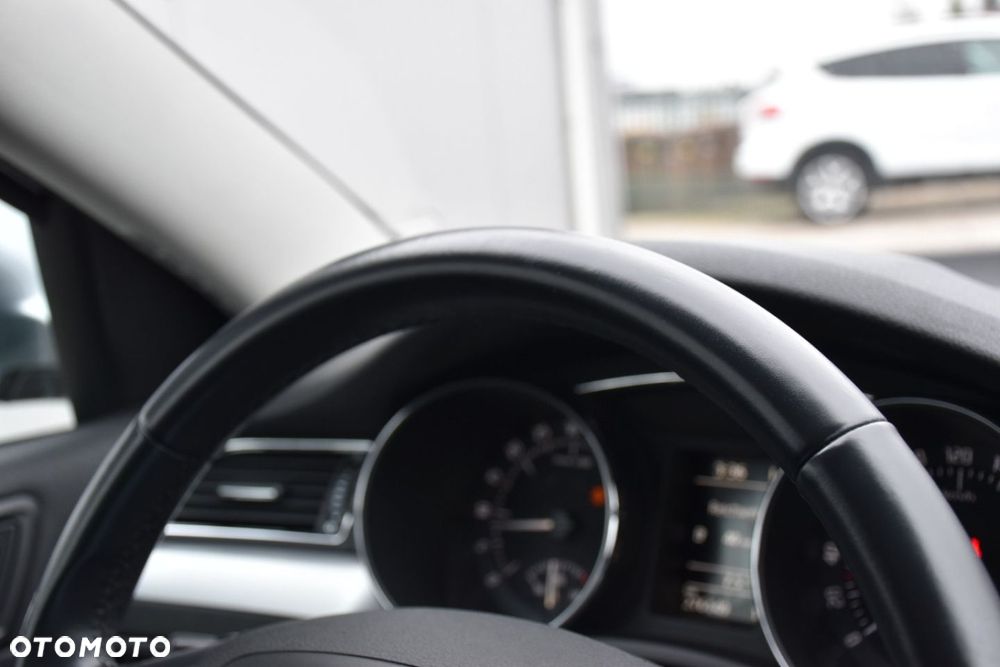 Skoda Superb 2.0 TDI DSG Ambition - 15