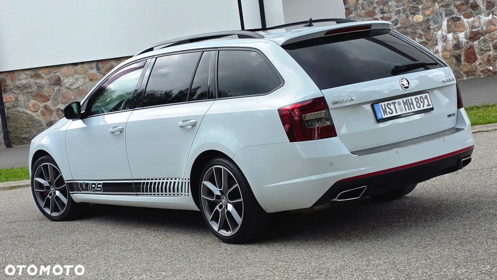 Skoda Octavia 2.0 TDI (Green tec) DSG RS - 16