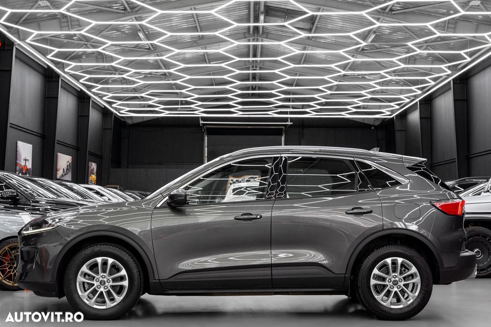 Ford Kuga 2.5 Duratec FHEV FWD Titanium - 28
