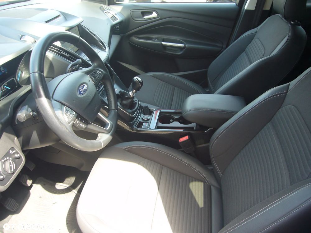 Ford Kuga 1.5 EcoBoost FWD ST-Line - 11