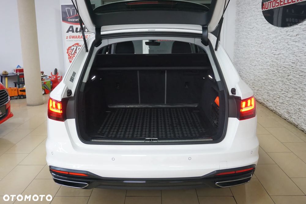 Audi A4 Avant 40 TFSI quattro S tronic - 22