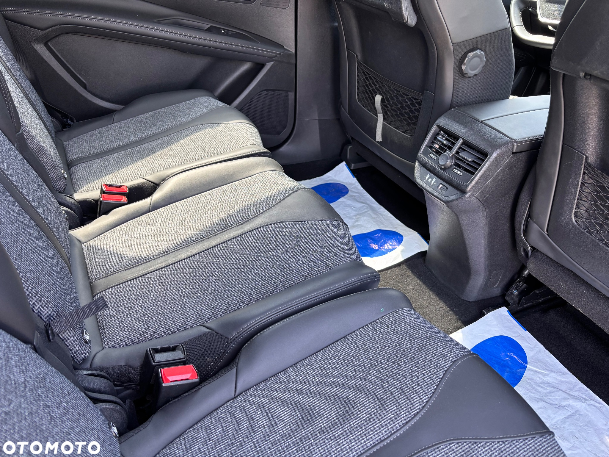 Peugeot 5008 2.0 BlueHDI Allure S&S - 30