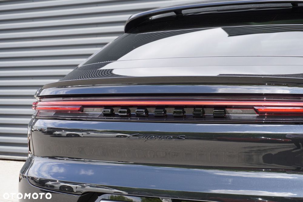 Porsche Cayenne Coupe S - 9