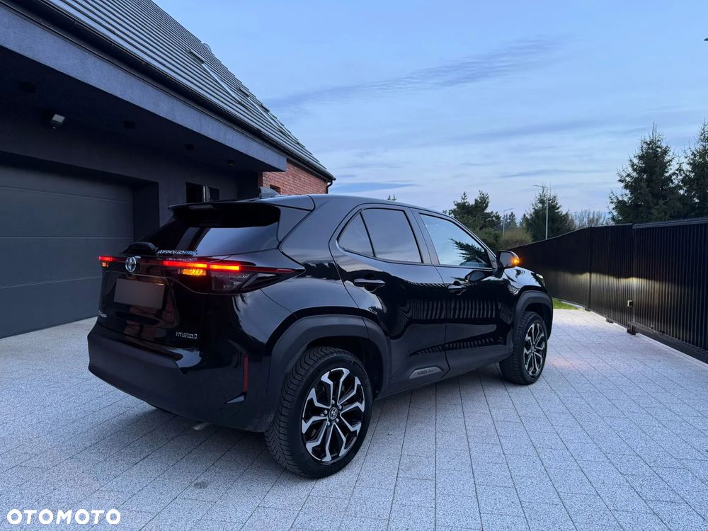 Toyota Yaris Cross Hybrid 1.5 Comfort - 2
