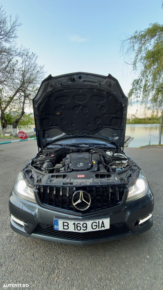 Mercedes-Benz C 250 CGI BlueEFFICIENCY - 9