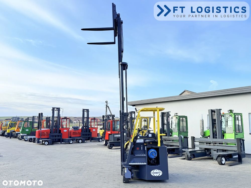 Combilift WÓZEK CZTEROKIERUNKOWY - WIELOKIERUNKOWY | COMBILIFT CB3000 | GAS | TRIPLEX 4900MM | WOLNY SKOK | POZYCJONER WIDEŁ | PRZESUW WIDEŁ | STAN IDEALNY | Szeroka oferta wózków czterokierunkowych i bocznych, dopasowanych do różnorodnych potrzeb i zastosowań - 31