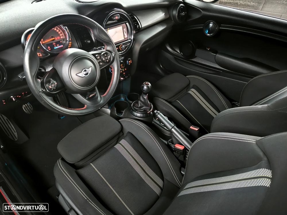 MINI 3 Portas - 6