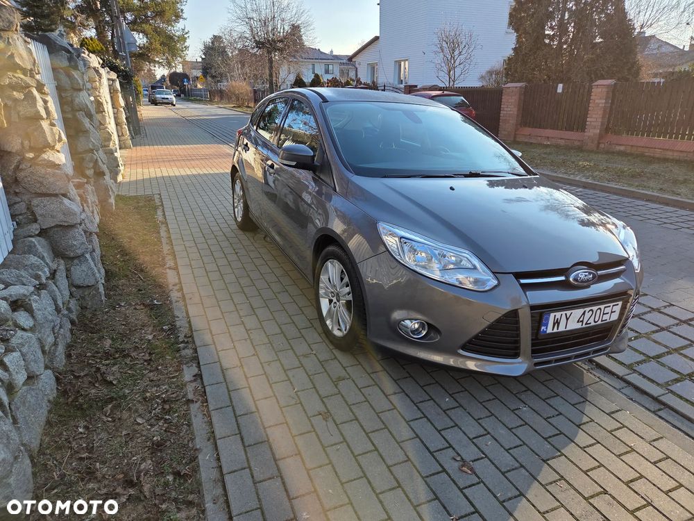 Ford Focus 1.6 TDCi DPF Titanium - 6