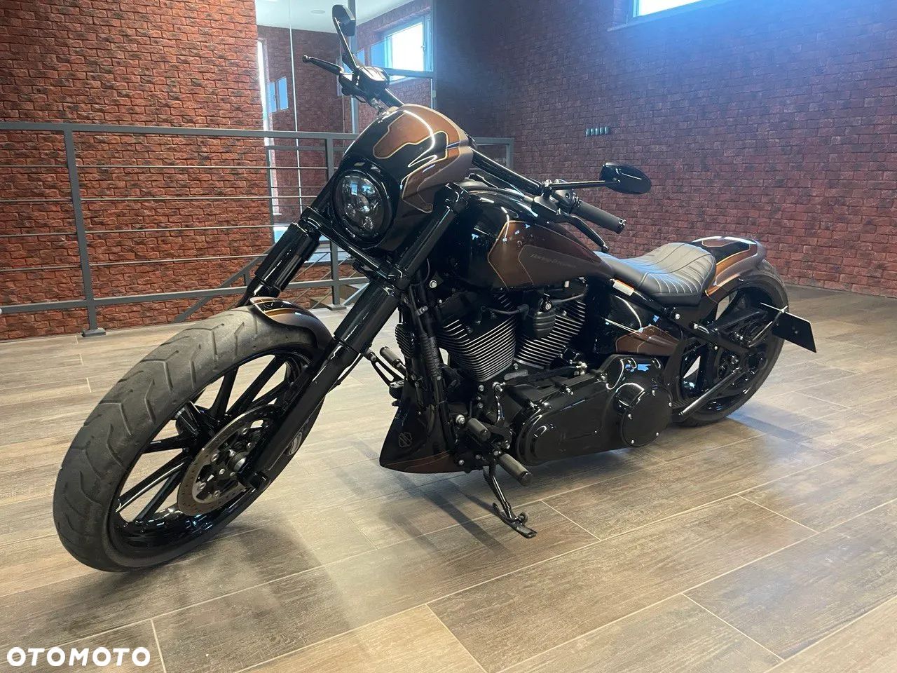 Harley-Davidson FXSB Breakout - 1