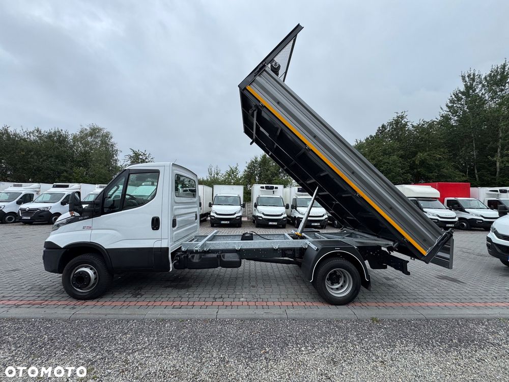 Iveco 70C17 DO 3,5 T 35C16,,35C17,,35C18,,50C15,,50C17,,50C18 KIPER WYWROT 3 STR 3,0 SILNIK HAK 3.5T - 5