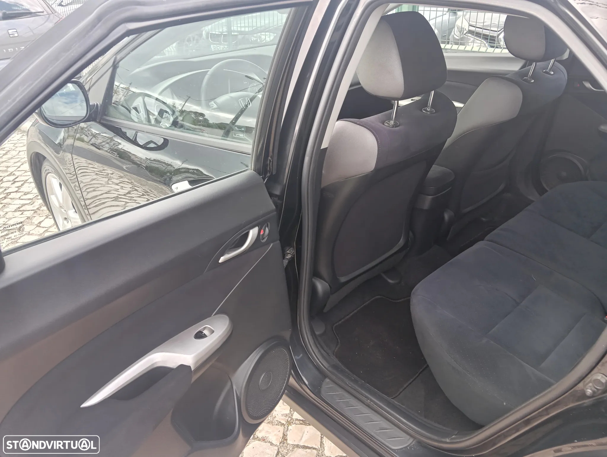 Honda Civic 1.8 Sport - 12