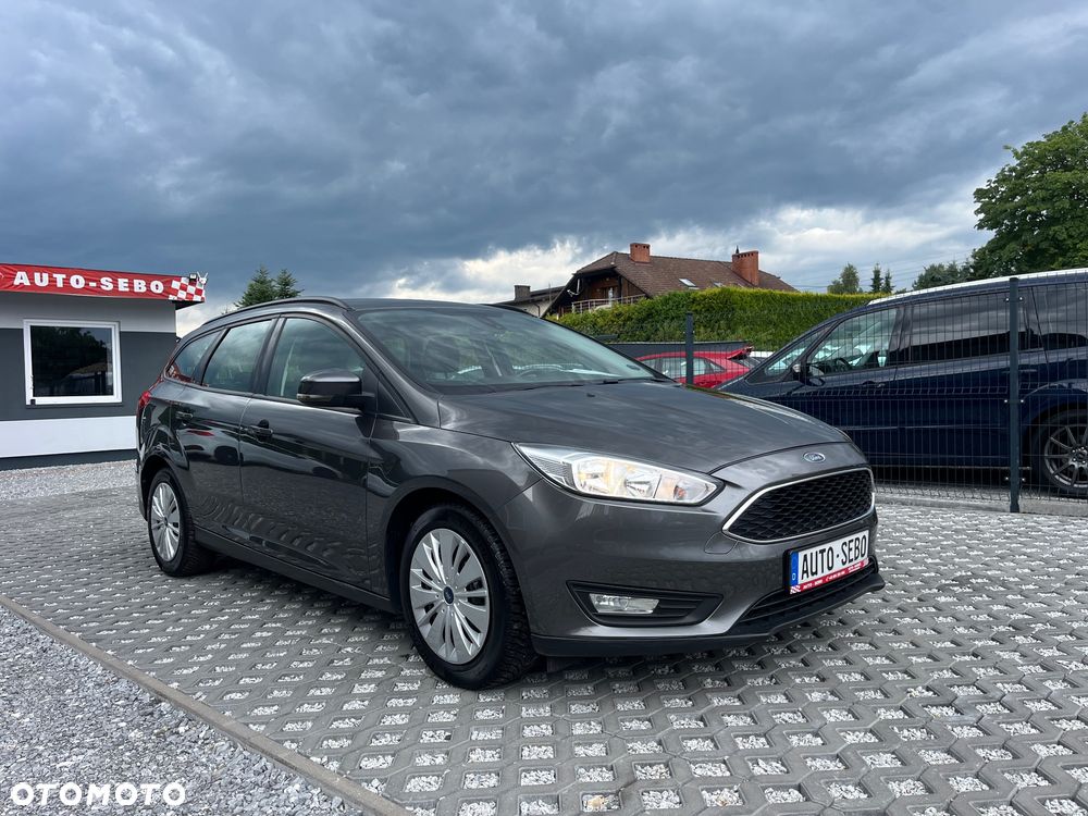 Ford Focus 1.0 EcoBoost Titanium - 8