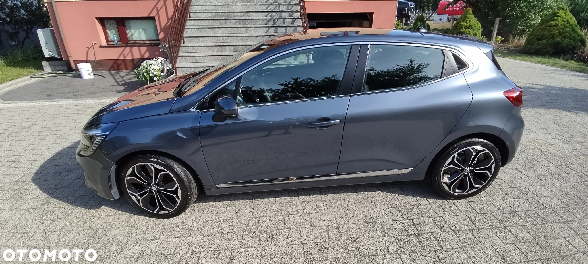 Renault Clio TCe 100 INTENS - 30