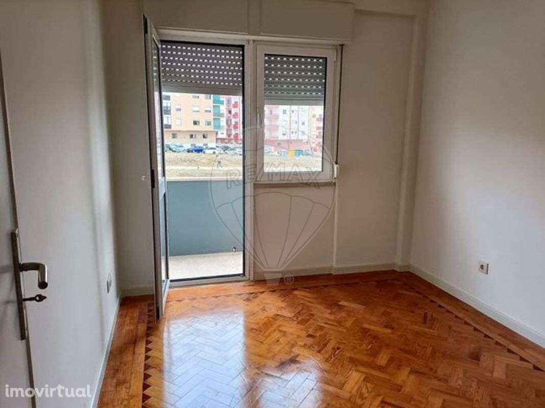 Apartamento T2 para arrendamento - Grande imagem: 3/10