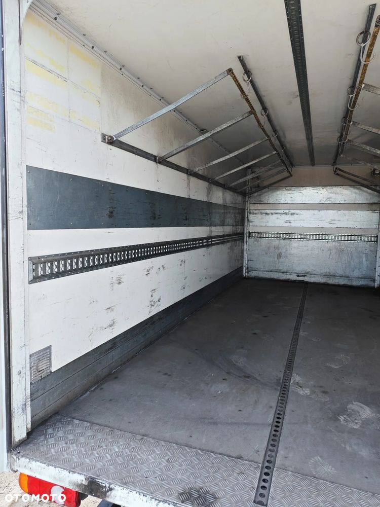 Mitsubishi Fuso - 28