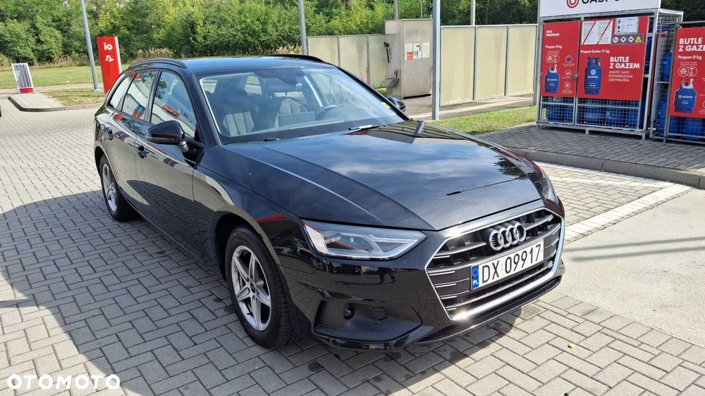Audi A4 Avant - 4