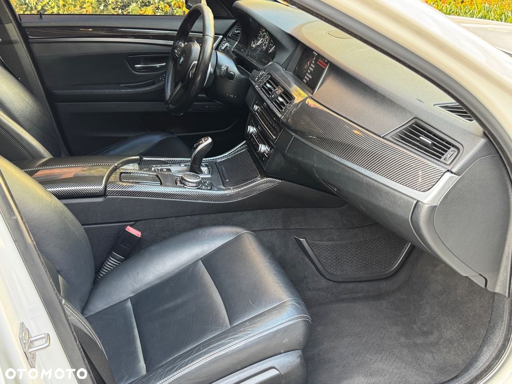 BMW Seria 5 - 16