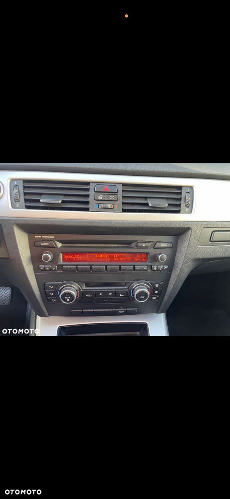 BMW Seria 3 318i Edition Lifestyle - 14
